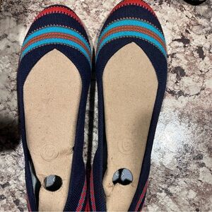 Rothy’s Navy Ribbon Stripe Merino Flats. Points, size 9. Excellent condition.